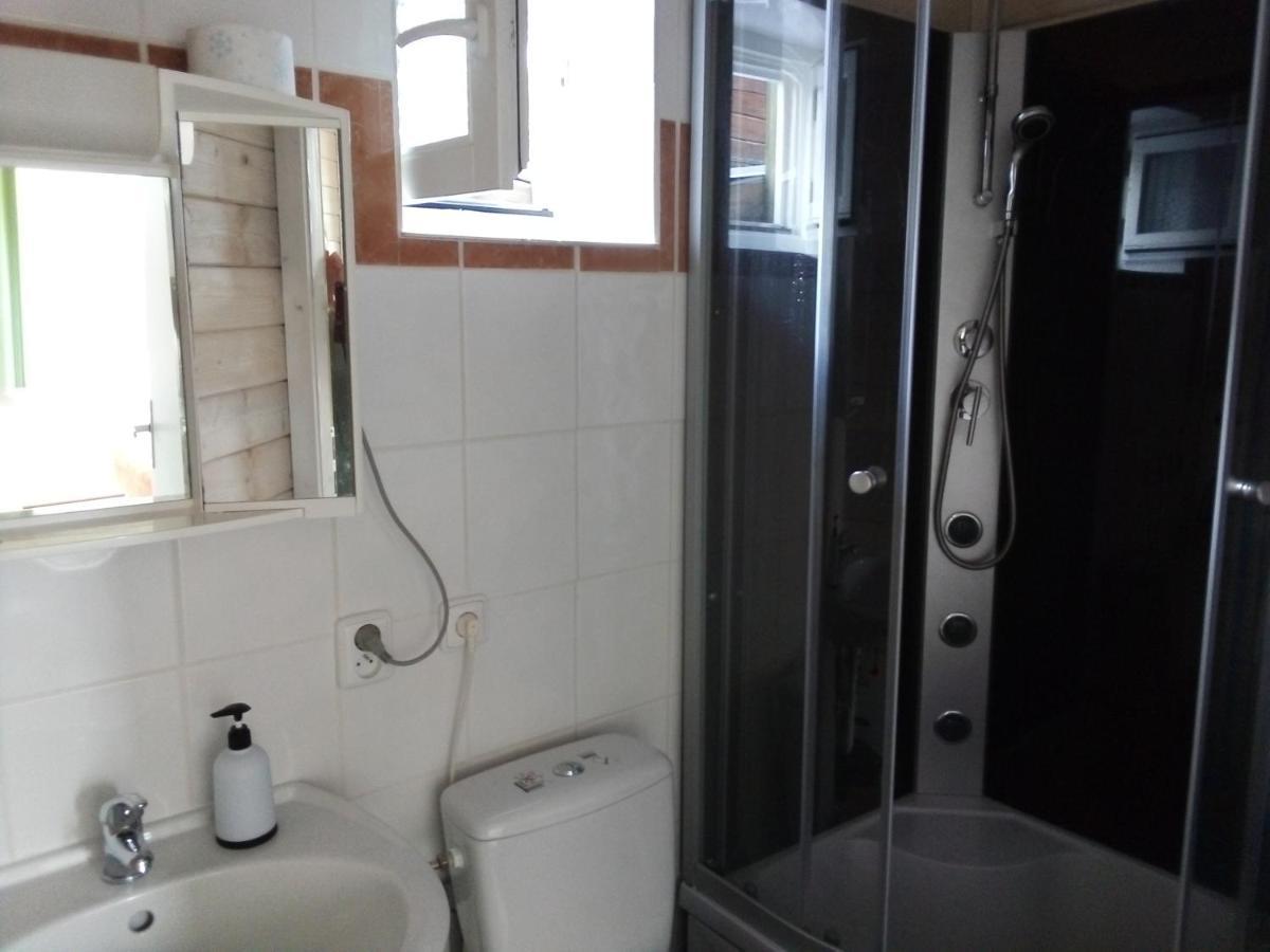 Appartement Rekreacni Chatka / Tiny House à Františkovy Lázně Extérieur photo