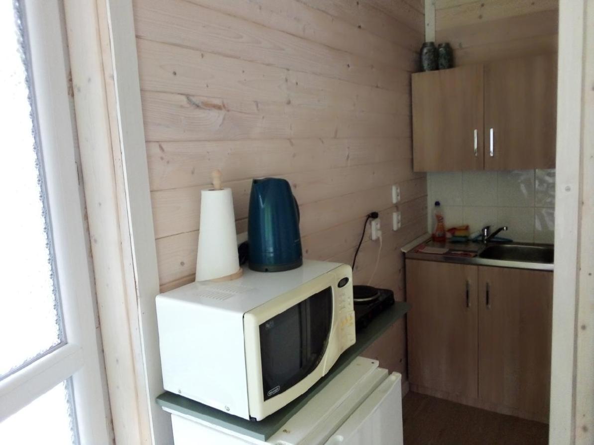 Appartement Rekreacni Chatka / Tiny House à Františkovy Lázně Extérieur photo